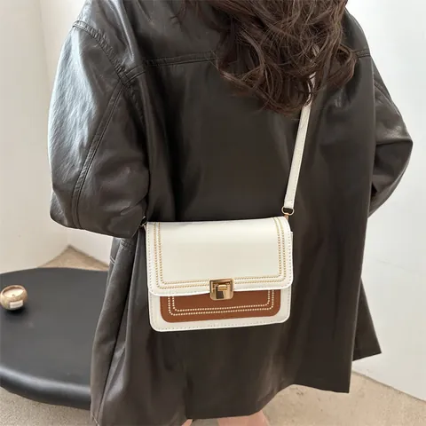 Borsa a Tracolla Patchwork Ricamata in Stile Francese per Donna in Pelle PU Piccola Borsa a Spalla Quadrata con Fibbia
