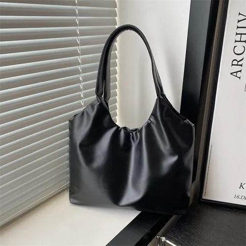 Women's Pleated PU Leather Tote Bag Cloud Underarm Shoulder Bag Minimalist Large Capacity Commuter Handbag Solid Color