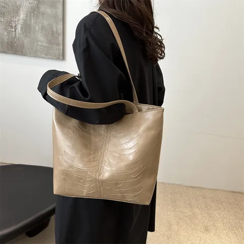Bolso Tote de Mujer de Cuero PU con Relieve de Esqueleto Caja Torácica Gran Capacidad Bolso de Hombro Gótico Minimalista Casual