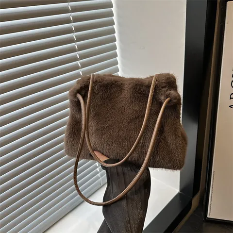 Women Plush Faux Fur Tote Bag Large Capacity Fluffy Shoulder Underarm Bag Solid Color Autumn Winter Fashion Handbag