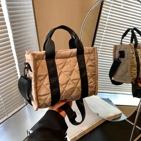 Mode Gesteppte Nylon Umhängetasche Große Kapazität Rauten Puffer Tote Handtasche Mit Verstellbarem Schultergurt Für Damen