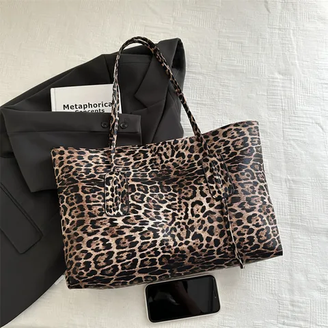 Borsa Tote in Pelle PU a Stampa Leopardata di Grande Capacità Donna Moda Pendolare Borsa a Tracolla Retrò con Motivo Animale