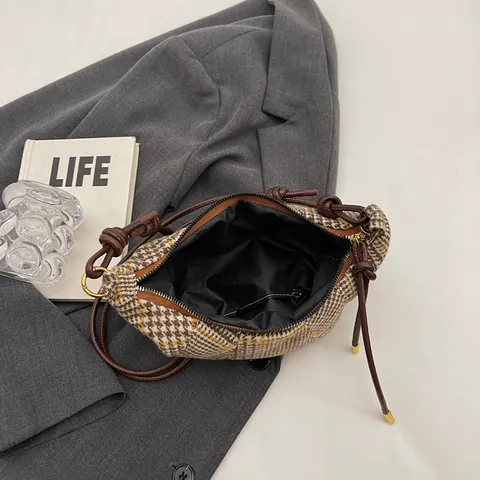 Vintage Women Croissant Bag Woolen Houndstooth Leopard Print Dumpling Bag With Sausage Dog Charm Knot Strap Shoulder Bag