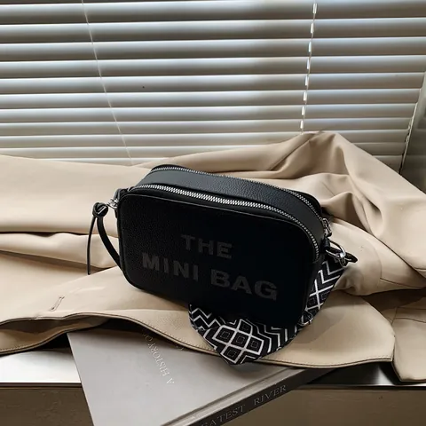 Women PU Leather Camera Bag Wide Pattern Strap The Mini Bag Letter Print Double Zipper Small Crossbody Bag Square Shoulder Bag