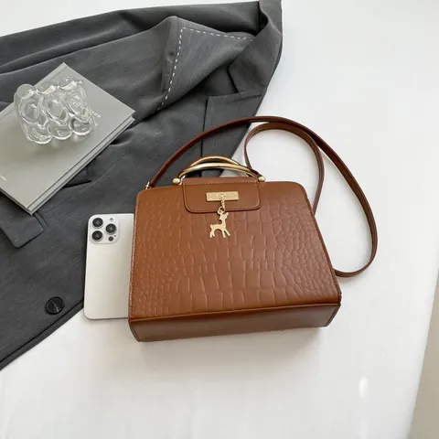 Sac à Main Motif Crocodile Avec Pendentif Cerf Poignée en Métal Doré Pour Femmes Sac à Épaule Vintage Chic