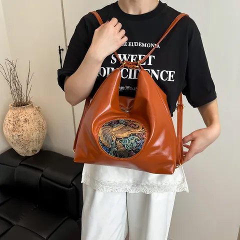 Sac à Épaule Vintage Pour Femmes Grande Capacité Écusson Éléphant en Relief Ethnique Sac Tote en Cuir PU Sac à Main Sac à Dos