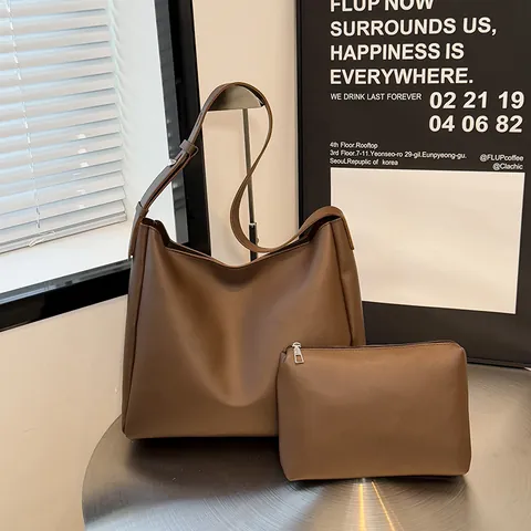 Women Vintage PU Synthetic Leather Large Capacity Tote Shoulder Bag With Inner Pouch Casual Simple Bucket Bag