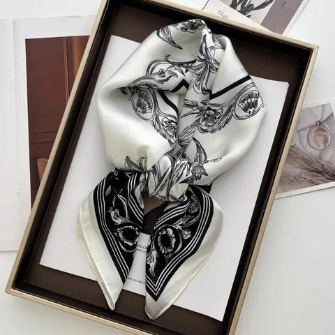 Foulard Quadrato in Raso con Stampa Floreale Vintage Francese per Donna Elegante Sciarpa Effetto Seta 70x70cm Accessorio Moda
