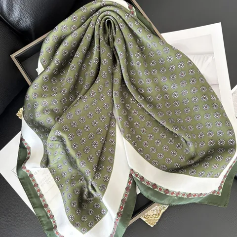 Pañuelo Cuadrado de Satén con Estampado Geométrico Retro para Mujer Elegante Verde Oliva Tacto de Seda Pañuelo para Bolso