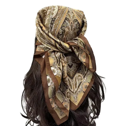 Foulard Carré en Satin de Polyester à Motif Cachemire Bohème pour Femmes Vintage Élégant Bandeau Cheveux Accessoire de Sac