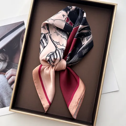 Pañuelo Cuadrado de Satén Retro Francés Mujer Elegante Estampado Botánico de Rosa Tacto Seda Pañuelo de Cuello Accesorio