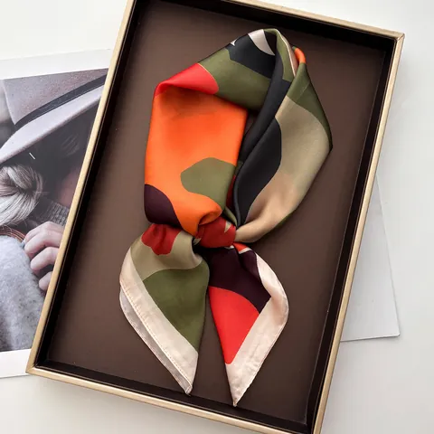 Elegant Satin Square Scarf Modern Geometric Horse Print Professional Neck Scarf Versatile Decorative Satin Head Scarf For Women