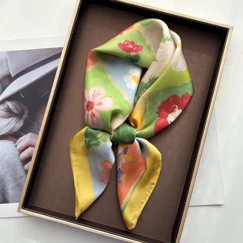 Oil Painting Floral Print Satin Square Scarf For Women Elegant Vintage Silk Like Headwrap Neck Kerchief Fashion Accessory