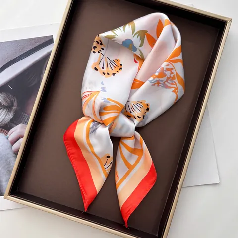 Women Satin Square Scarf Shell Floral Tropical Plant Print Fashion Silky Neck Scarf Elegant Beach Vacation Sun Protection Head Scarf