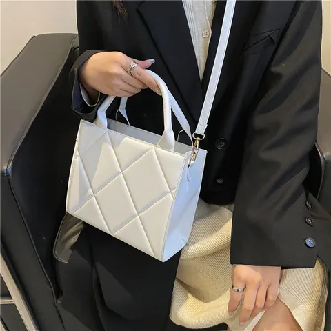 Bolso Cuadrado Pequeño para Mujer de Cuero PU Acolchado de Rombos Color Sólido Bolso de Mano Hombro Bandolera Retro Occidental