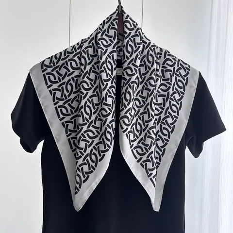 Geometric Interlocking Pattern Satin Square Scarf For Women Elegant Black White Silver Silk-Feel Neck Scarf Accessories
