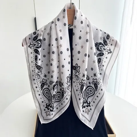 Vintage Paisley Star Pattern Square Scarf Women Cotton Linen Blend Thin Neck Wrap Bandana Bohemian Headwrap Shawl