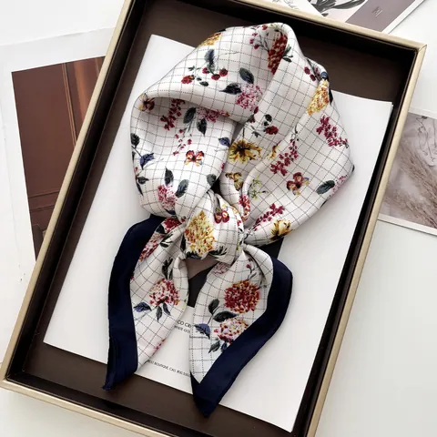 Frans Vintage Satijn Vierkante Sjaal Voor Vrouwen Bloemen Vlinder Print Elegant Zijdegevoel Hoofddoek Halssjaal Tas Decor