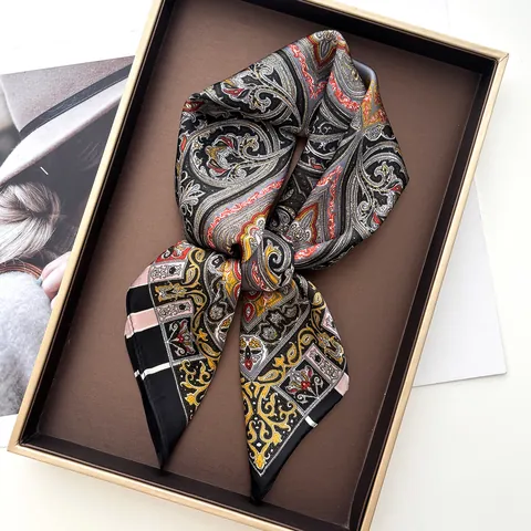 Women's Bohemian Paisley Satin Square Scarf Elegant Vintage Ethnic Printed Headscarf Professional Office Neck Scarf Hair Accessory
