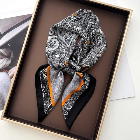 Women's Bohemian Paisley Satin Square Scarf Elegant Vintage Ethnic Printed Headscarf Professional Office Neck Scarf Hair Accessory