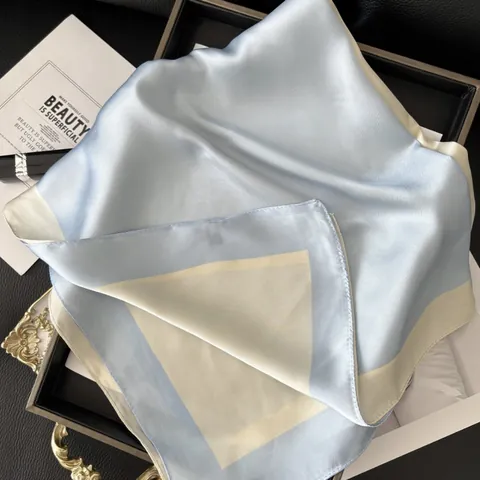 Damen Mode Satin Farbblock Kleines Quadratisches Halstuch Elegant Seidenähnlich Dekorative Halstuch Für Büro Tasche Zubehör