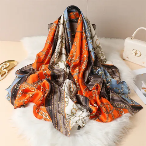 Vintage Chain Belt Pattern Satin Scarf For Women Elegant Contrast Color Large Lightweight Shawl Fashion Accessory