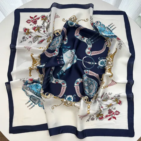 Women Elegant Satin Square Scarf Vintage Floral Paisley Chain Print Silk Feeling Headwrap Scarf Neck Kerchief Bag Accessory