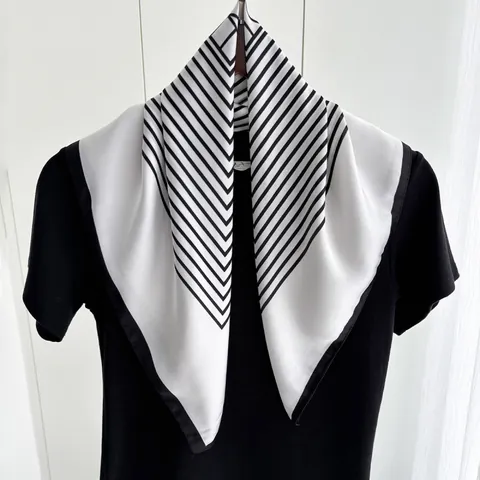 Minimalist Black White Striped Satin Square Scarf For Women Elegant Geometric Printed Neck Scarf Fashion Headband Neckerchief