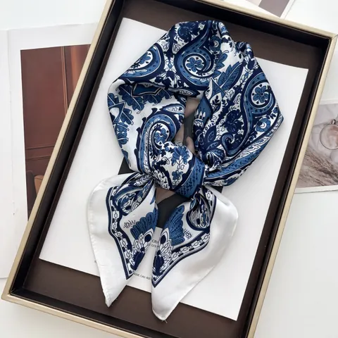 Women Vintage Paisley Leopard Print Satin Square Scarf Elegant Silk Like Headscarf Shawl Lightweight Neck Scarf Accessory