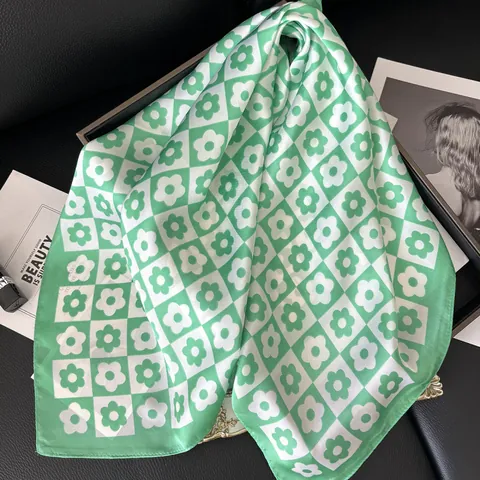 Carré de Soie Satin pour Femmes Vert Clair Damier Floral Élégant Sensation Soie Foulard de Tête Accessoire de Cou
