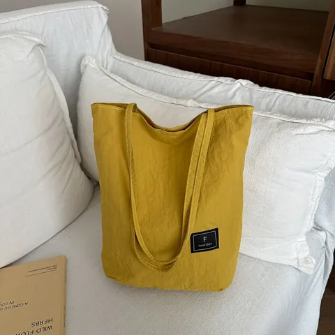 Damen Große Kapazität Nylon Tote Bag Minimalistische Leichte Schultertasche Japanischer Künstlerischer Stil Gekräuselte Textur Alltagshandtasche