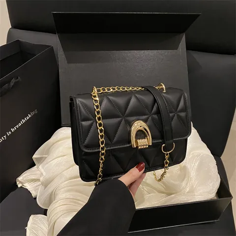 Damen Gesteppt Raute Klein Quadratisch Umhängetasche PU Leder Gold Metallo Schloss Kette Schultertasche Mode Retro Handtasche