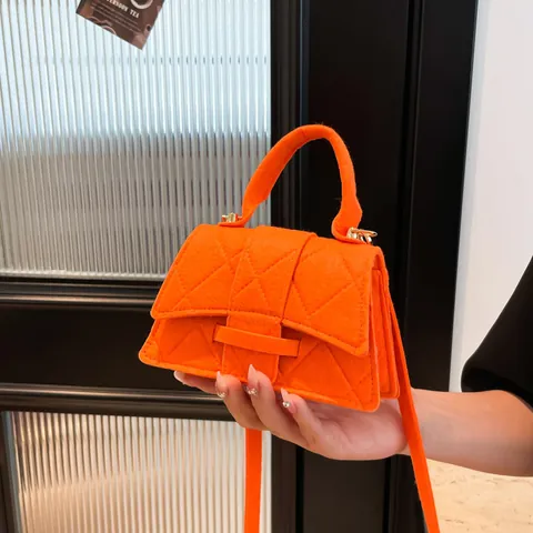 Women Fashion Felt Quilted Rhombic Crossbody Bag Mini Trapezoid Handbag Small Shoulder Bag For Daily Use Elegant Purse