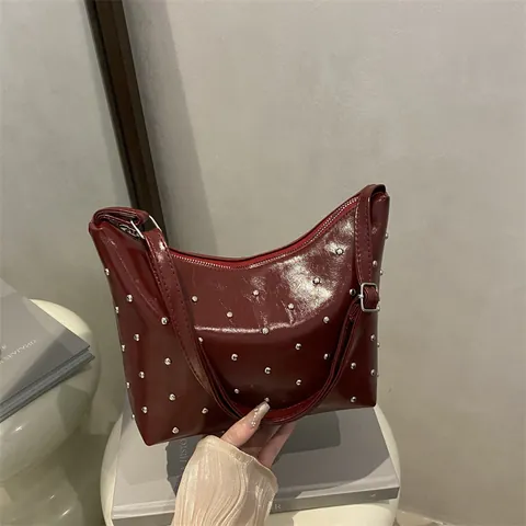 Women Studded Hobo Bag Glossy PU Leather Crescent Shoulder Bag Rivet Underarm Purse With Adjustable Strap Punk Style