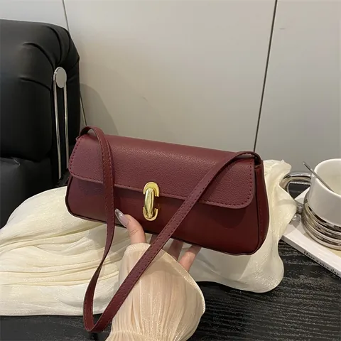 French Vintage Women PU Leather Underarm Bag Minimalist Litchi Pattern Shoulder Bag With Golden Rotary Lock Baguette Bag