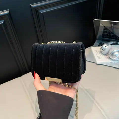 Women's Velvet Quilted Square Bag Vintage Gold Metal Chain Strap Vertical Stripes Shoulder Crossbody Bag Fashion Evening Party Clutch