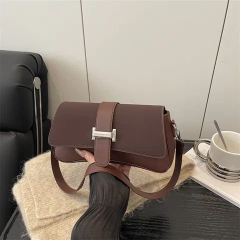 Fashion Retro Women Underarm Bag Synthetic Leather Shoulder Bag With Metal Buckle Color Block Chic Daily Handbag