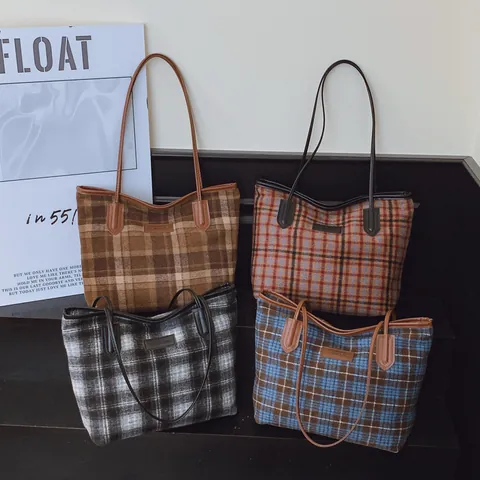 Plaid Tote Bag For Women Vintage Woolen Fabric And PU Leather Shoulder Bag Large Capacity Retro Commuter Underarm