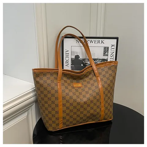 Women Large Capacity Fashion Print Tote Bag PU Leather Monogram Checkerboard Shoulder Bag For Daily Commute Versatile Handbag