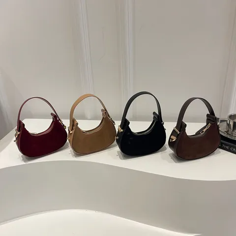 Minimalist Women Suede Hobo Bag Vintage Half Moon Shoulder Bag Small Crescent Handbag Retro Street Style Armpit Bag