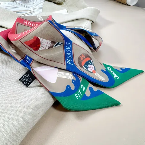 Vintage Cartoon Print Satin Skinny Scarf For Women Retro Multi Color Twilly Bag Ribbon Neck Accessory Headband Silk Like Wrap