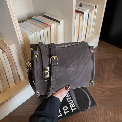 Borsa a Tracolla Vintage in Pelle PU Per Donna Chiusura in Metallo Dorato Rivetti Decor Borsa a Tracolla Grande Capacità
