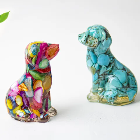 Resin Natural Crystal Chip Dog Figurine Mini Gemstone Puppy Statue Sitting Dog Sculpture Desk Ornament Home Office Decor