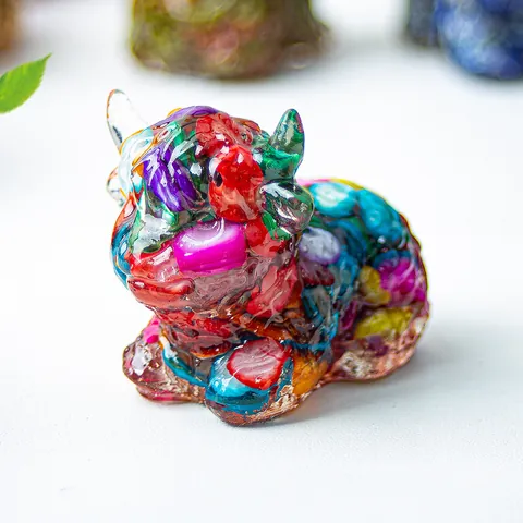 Highland Cow Resin Figurine Embedded With Natural Crystal Stones Mosaic Animal Statue For Home Office Desk Decor Ornament
