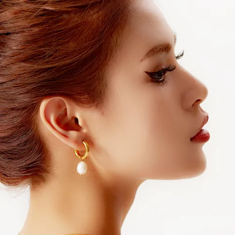 Women's 18K Gold Plated 316L Stainless Steel Hoop Earrings With Natural Freshwater Pearl Pendant Personalized INS Style Jewelry