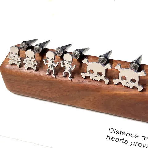 Pendientes de Botón de Acero Inoxidable Cráneo Esqueleto Pico Estilo Gothic Punk Halloween Joyería Para Hombre Mujer Plata