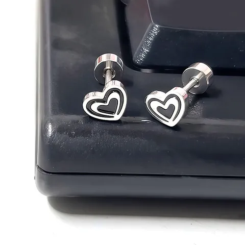 Pendientes de Botón Minimalistas de Acero Inoxidable Unisex Esmalte Negro Corazón Cruz Estrella Trébol Redondo Joyería de Oreja