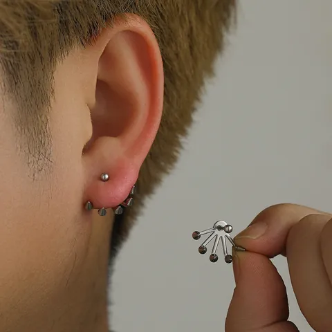 Pendientes de Botón de Garra en Forma de Abanico de Acero Inoxidable Estilo Punk Industrial Joyería para Hombre Mujer
