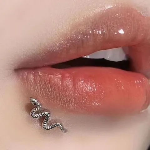 Slangvorm Titanium Staal Lippenring Intern Schroefdraad Platte Achterkant Labret Stud Oorkraakbeen Piercing Sieraden Voor Unisex Goud Zilver