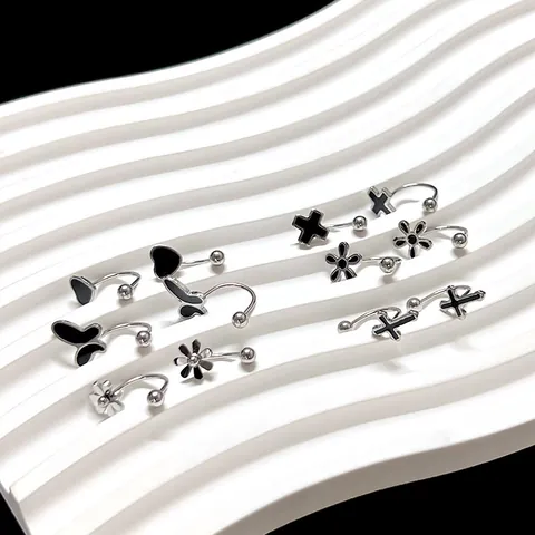 Pendientes Minimalistas en Forma de U Acero de Titanio Esmalte Negro Corazón Mariposa Cruz Patrón Flores Botón Mujer